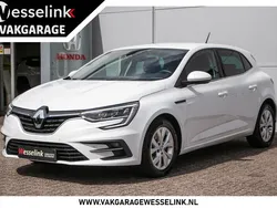 Wit Gebruikt 2021 Renault Mégane IV Zen Hatchback | € 19.890 (Goede deal)