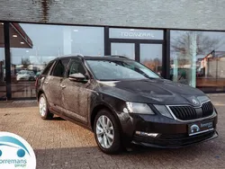 Zwart Gebruikt 2019 Skoda Octavia Stationwagen | € 14.790 (Goede deal)
