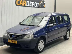 Blauw Gebruikt 2008 Dacia Logan MCV Ambiance MPV | € 1.999 (Eerlijke prijs)