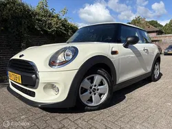 Wit Gebruikt 2017 Mini ONE Business Hatchback | € 10.850 (Goede deal)