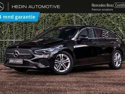 Zwart, metallic lak Gebruikt 2024 Mercedes CLA180 Shooting Brake Business Stationwagen | € 33.900 (Eerlijke prijs)