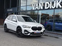 Wit, metallic lak Gebruikt 2021 BMW X1 Performance SUV | € 28.850 (Eerlijke prijs)