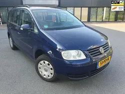 Blauw Gebruikt 2005 VW Touran Highline MPV | € 1.900 (Eerlijke prijs)