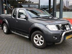 Grijs Gebruikt 2011 Nissan Navara SE Pickup | € 12.999