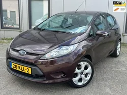 Paars Gebruikt 2010 Ford Fiesta Limited Hatchback | € 4.999 (Eerlijke prijs)
