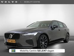 Grijs Gebruikt 2024 Volvo V60 Stationwagen | € 43.450 (Eerlijke prijs)