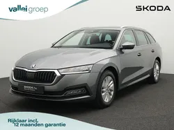Grijs Gebruikt 2024 Skoda Octavia Business Line Stationwagen | € 28.900 (Eerlijke prijs)