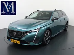 Groen, metallic lak Gebruikt 2023 Peugeot 308 GT Stationwagen | € 27.899 (Eerlijke prijs)