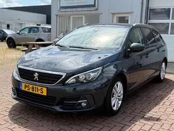 Grijs Gebruikt 2017 Peugeot 308 Stationwagen | € 6.000 (Goede deal)