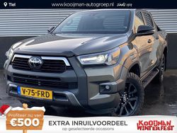 Groen (metallic) Gebruikt 2024 Toyota HiLux Pickup | € 51.900 (Eerlijke prijs)