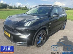 Zwart Gebruikt 2021 Lynk & Co 01 SUV | € 23.550 (Eerlijke prijs)