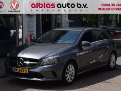 Grijs Gebruikt 2016 Mercedes A180 Hatchback | € 15.950 (Eerlijke prijs)