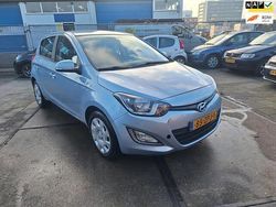 Blauw Gebruikt 2013 Hyundai i20 Hatchback | € 5.280 (Eerlijke prijs)