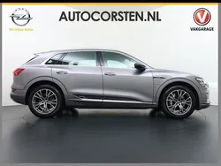 Grijs Gebruikt 2019 Audi e-tron Design SUV | € 22.235 (Goede deal)