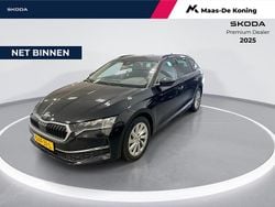 Zwart Gebruikt 2024 Skoda Octavia Business Line Stationwagen | € 31.740 (Eerlijke prijs)