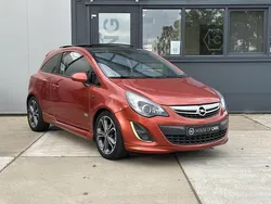 Rood Gebruikt 2012 Opel Corsa Cosmo Hatchback | € 4.950 (Eerlijke prijs)