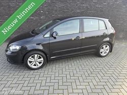 Zwart Gebruikt 2005 VW Golf IV Hatchback | € 2.650 (Eerlijke prijs)