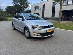 Zilver Gebruikt 2011 VW Polo Team Sedan | € 2.650 (Super prijs)