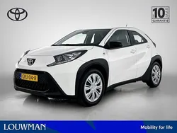 Wit Gebruikt 2024 Toyota Aygo Play Hatchback | € 17.445 (Goede deal)