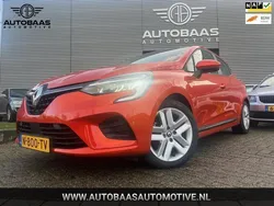 Oranje Gebruikt 2022 Renault Clio V Zen Hatchback | € 16.940 (Goede deal)