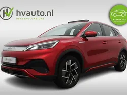 Rood, metallic lak Gebruikt 2023 BYD Atto 3 Design SUV | € 26.750 (Goede deal)