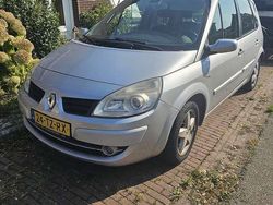 Grijs Gebruikt 2007 Renault Scénic II MPV | € 2.150 (Goede deal)