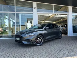 Grijs Gebruikt 2021 Ford Focus Business Edition Hatchback | € 21.995 (Duur)