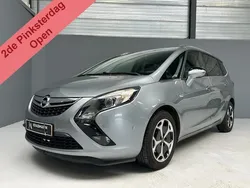 Grijs, metallic lak Gebruikt 2013 Opel Zafira Tourer Design Edition MPV | € 7.999 (Goede deal)