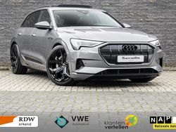 Grijs Gebruikt 2019 Audi e-tron S-Line SUV | € 29.950 (Iets duurder)