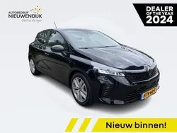 Noir etoila Nieuw 2025 Renault Clio V Evolution Hatchback | € 24.995 (Duur)