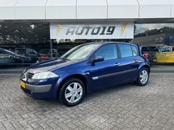 Blauw Gebruikt 2006 Renault Mégane II Hatchback | € 1.519 (Eerlijke prijs)