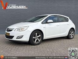 Wit Gebruikt 2010 Opel Astra Selection Hatchback | € 2.450 (Iets duurder)