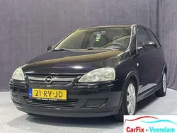 Zwart Gebruikt 2005 Opel Corsa Hatchback | € 1.495 (Eerlijke prijs)