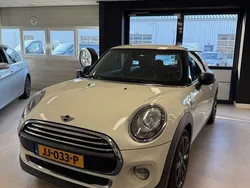 Wit Gebruikt 2016 Mini ONE Business Hatchback | € 9.500 (Eerlijke prijs)