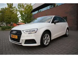 Wit Gebruikt 2019 Audi A3 Sport Hatchback | € 18.999 (Goede deal)