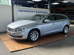 Grijs Gebruikt 2013 Volvo V60 Stationwagen | € 6.900 (Iets duurder)