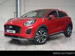 Rood Nieuw 2025 Ford Puma Titanium SUV | € 32.218 (Goede deal)