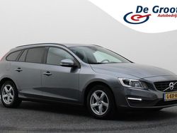 Grijs Gebruikt 2018 Volvo V60 Stationwagen | € 15.950 (Iets duurder)