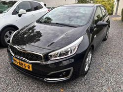 Zwart Gebruikt 2015 Kia Ceed Hatchback | € 6.999 (Super prijs)