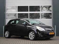 Zwart Gebruikt 2012 Opel Corsa Cosmo Hatchback | € 4.999 (Eerlijke prijs)