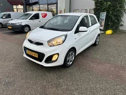Wit Gebruikt 2014 Kia Picanto Comfort Hatchback | € 3.999 (Eerlijke prijs)