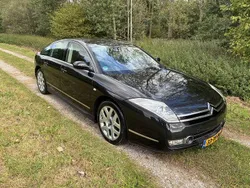 Zwart Gebruikt 2006 Citroën C6 Exclusive Sedan | € 3.950 (Eerlijke prijs)