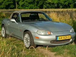 Zilver Gebruikt 2000 Mazda MX5 Cabriolet | € 4.500 (Goede deal)