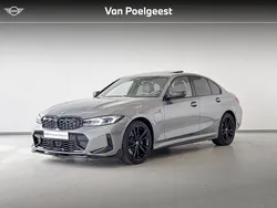 Grijs, metallic lak Gebruikt 2023 BMW 320e M Sport Sedan | € 49.795 (Duur)