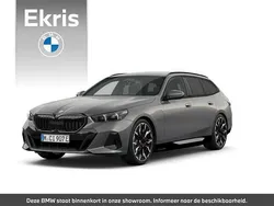 Grijs Nieuw 2025 BMW 550e M Sport Stationwagen | € 120.614 (Duur)
