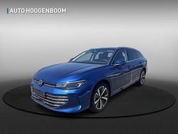 Blauw Gebruikt 2025 VW Passat Business Stationwagen | € 45.450