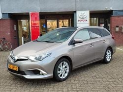 Bruin Gebruikt 2015 Toyota Auris Touring Sports Stationwagen | € 14.999 (Eerlijke prijs)