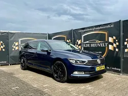 Blauw, metallic lak Gebruikt 2015 VW Passat Comfortline Stationwagen | € 8.750 (Duur)