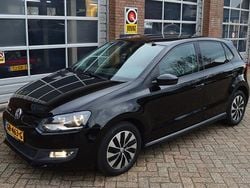 Zwart Gebruikt 2015 VW Polo Edition Hatchback | € 7.200 (Eerlijke prijs)