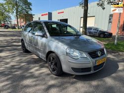 Grijs Gebruikt 2007 VW Polo Hatchback | € 1.950 (Eerlijke prijs)